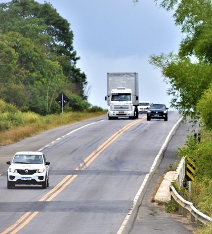 Operação Corpus Christi: PRF alerta motoristas sobre os riscos das ultrapassagens indevidas