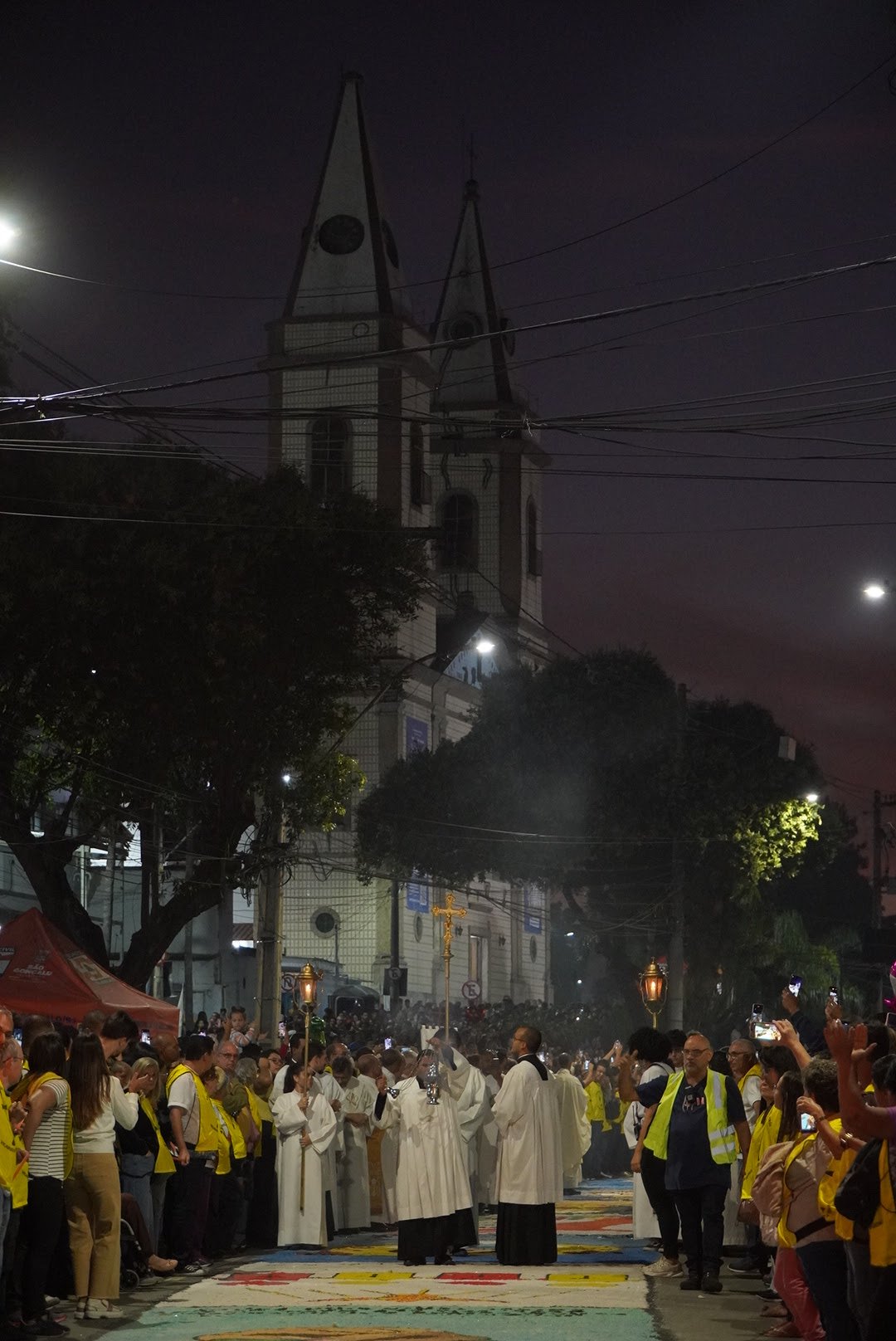 Corpus Christi em São Gonçalo atrai mais de 120 mil pessoas