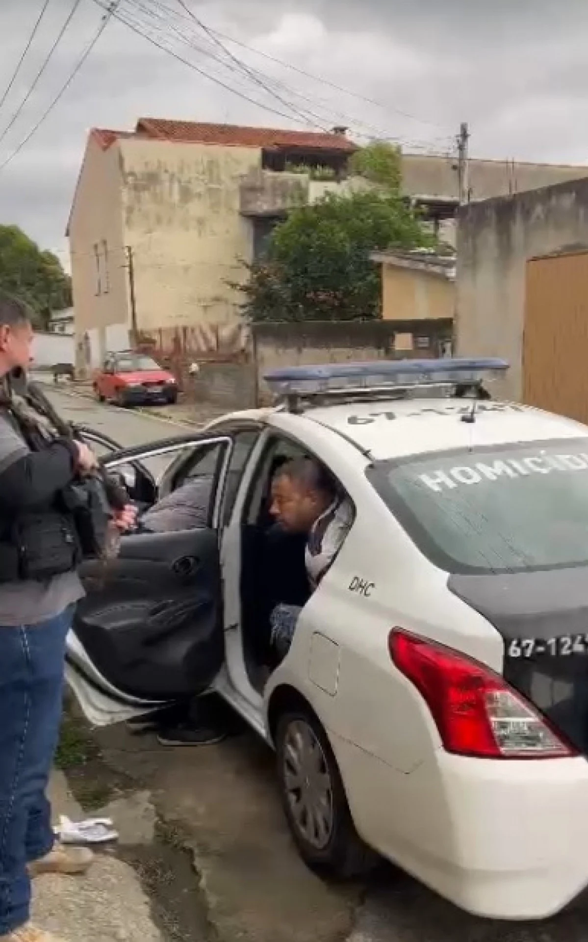 Polícia prende homem que matou vizinha esfaqueada em Campo Grande