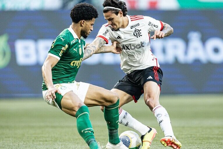 Flamengo vence o Palmeiras por 2 a 0 nas oitavas de final da Copa do Brasil