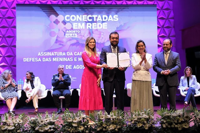 Cláudio Castro lança pacote de ações para o enfrentamento à violência contra a Mulher