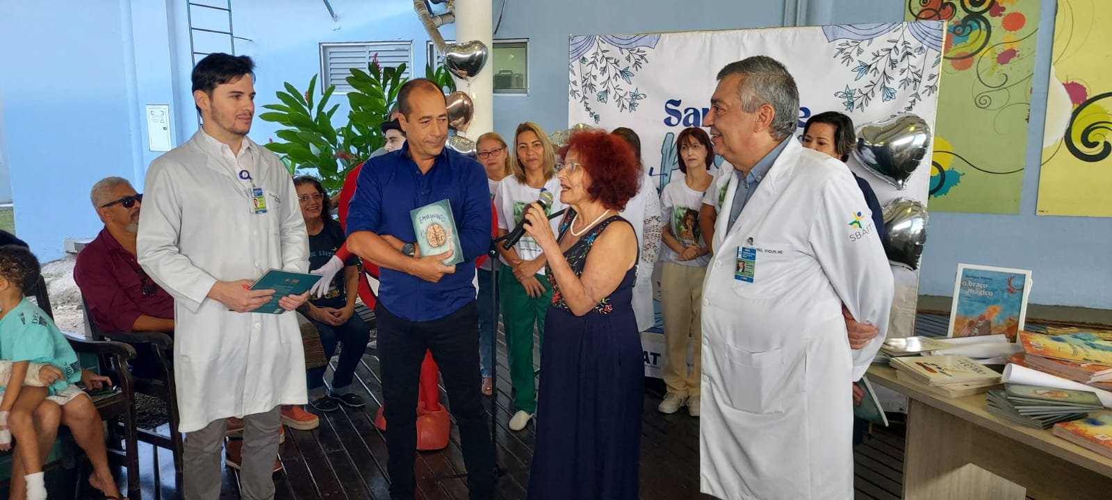 Roseana Murray lança “O braço mágico”, livro idealizado no CTI do Hospital Estadual Alberto Torres