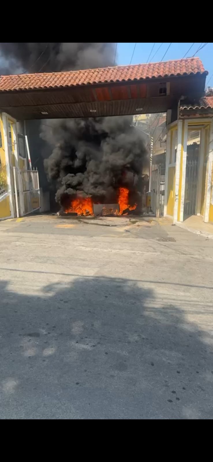 Moradores do Jordão, na Taquara, relatam que a área ficou tensa; áudio e vídeo