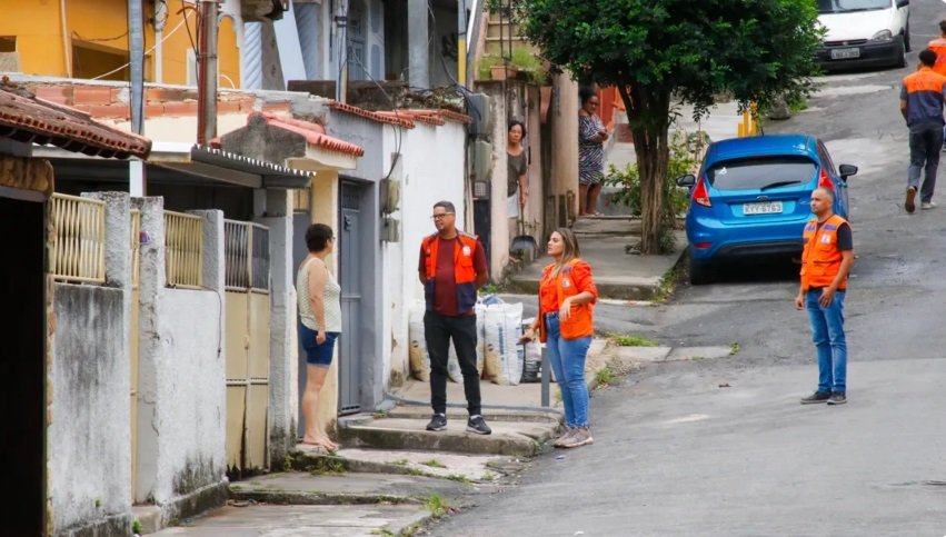 Ao som de sirene Defesa Civil faz moradores desocuparem bairro de SG, em simulado