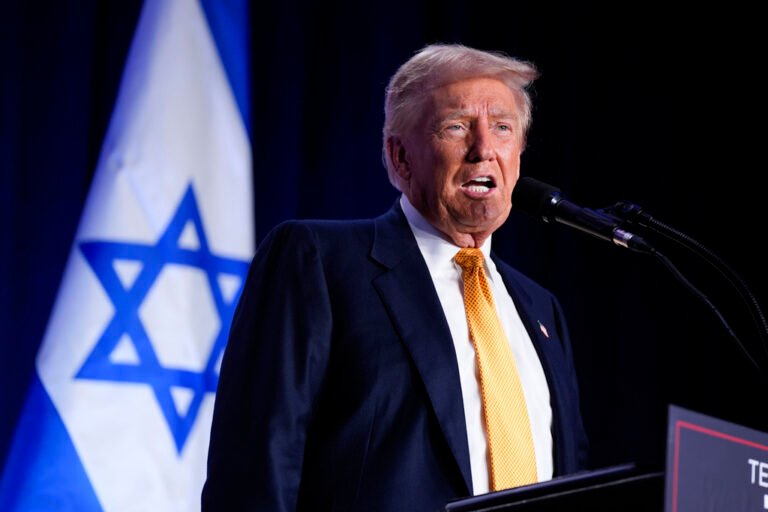 Trump sugere ataque a instalações nucleares do Irã após conflito com Israel