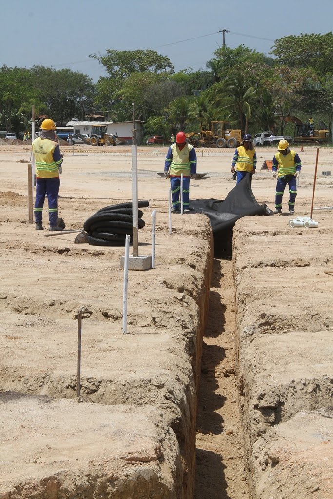 Quadras esportivas começam a tomar forma no Parque RJ