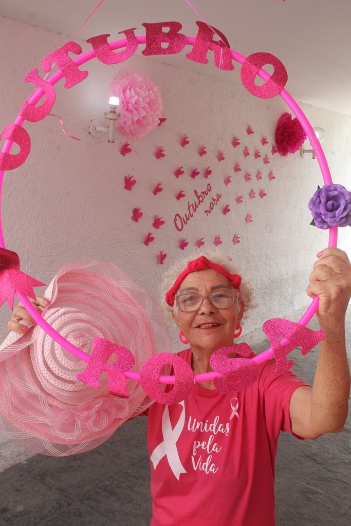 Espaço Rosa na área: Unidade faz ações de conscientização contra o câncer   