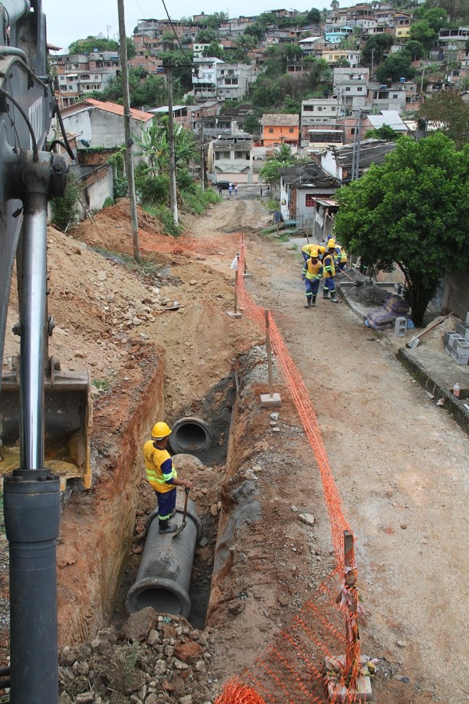 Vem aí: Novo pacote de obras; Prefeito Capitão Nelson vai fazer a infraestrutura de quase 130 ruas de São Gonçalo