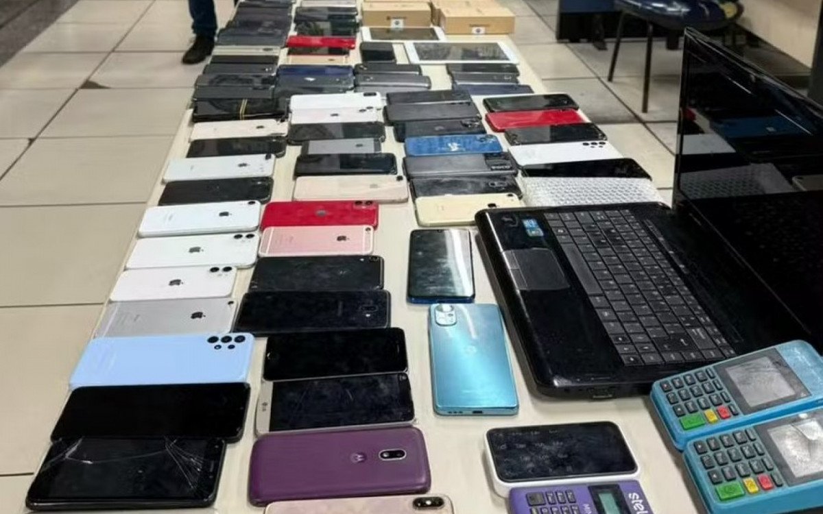 Policia Civil apreende 350 celulares durante operação na Uruguaiana