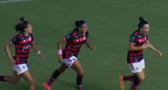 Flamengo vence Fluminense e é octacampeão do Carioca feminino