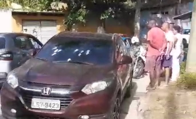 Policiais do 7ºBPM impedem roubo de veículo em São Gonçalo, mas criminosos fogem; Vídeo