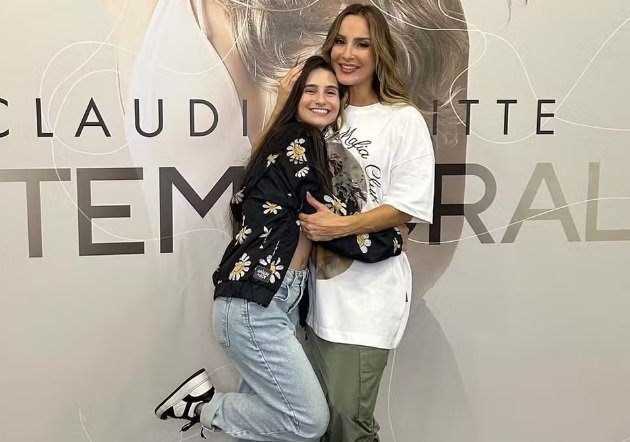 Bailarina de Claudia Leitte que morreu aos 21 anos teve parada cardíaca durante ensaio de dança