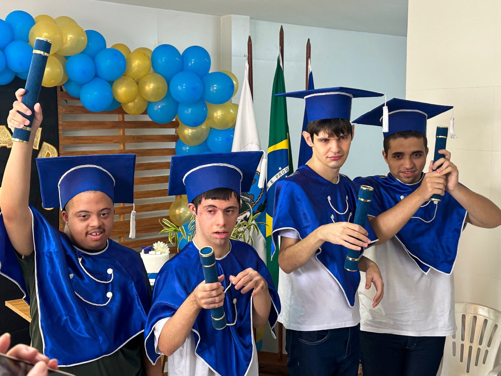 Formatura marca encerramento do ano letivo na Clínica-Escola do Autista de Itaboraí (RJ)