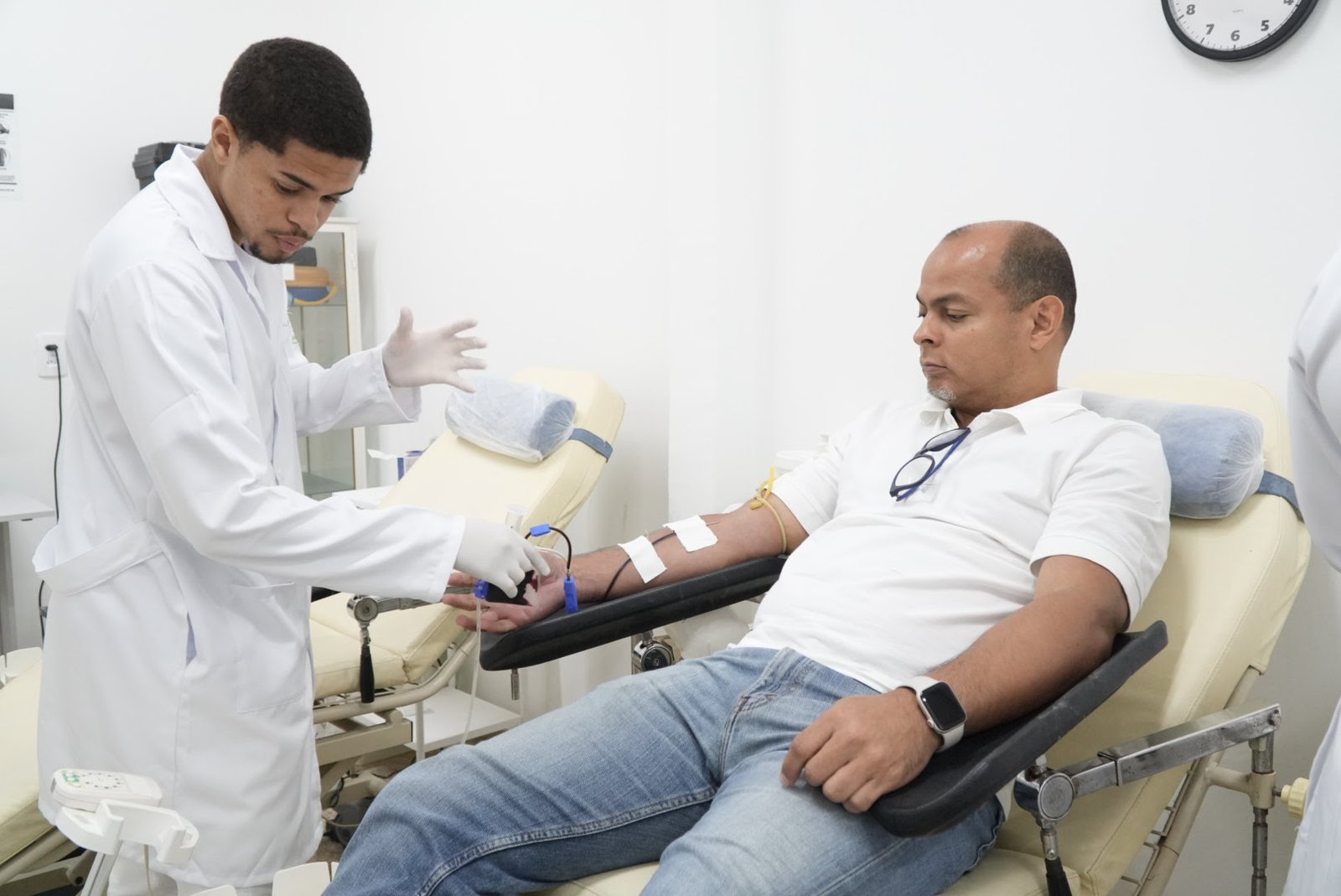 Servidores participam de campanha de doação de sangue