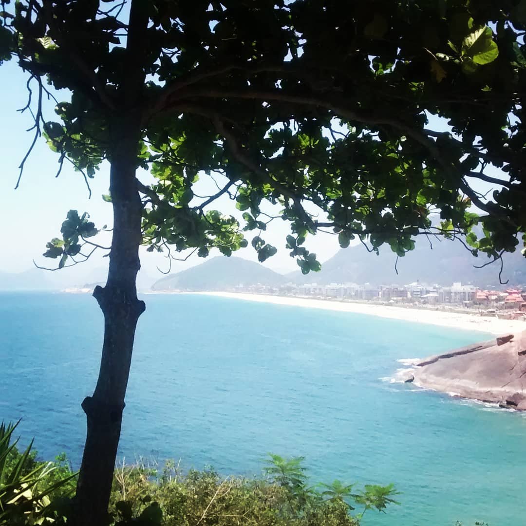 Metade das praias de Niterói estão impróprias para o banho