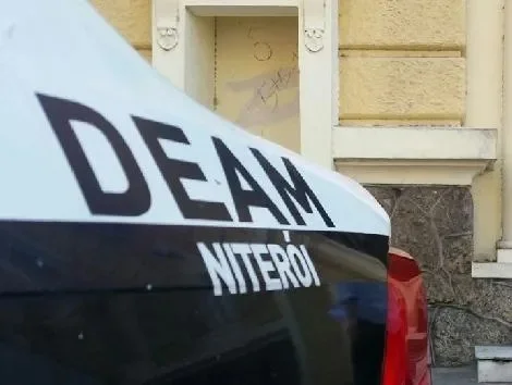 Homem é preso no Largo da Batalha após descumprir medida protetiva e invadir casa da mãe