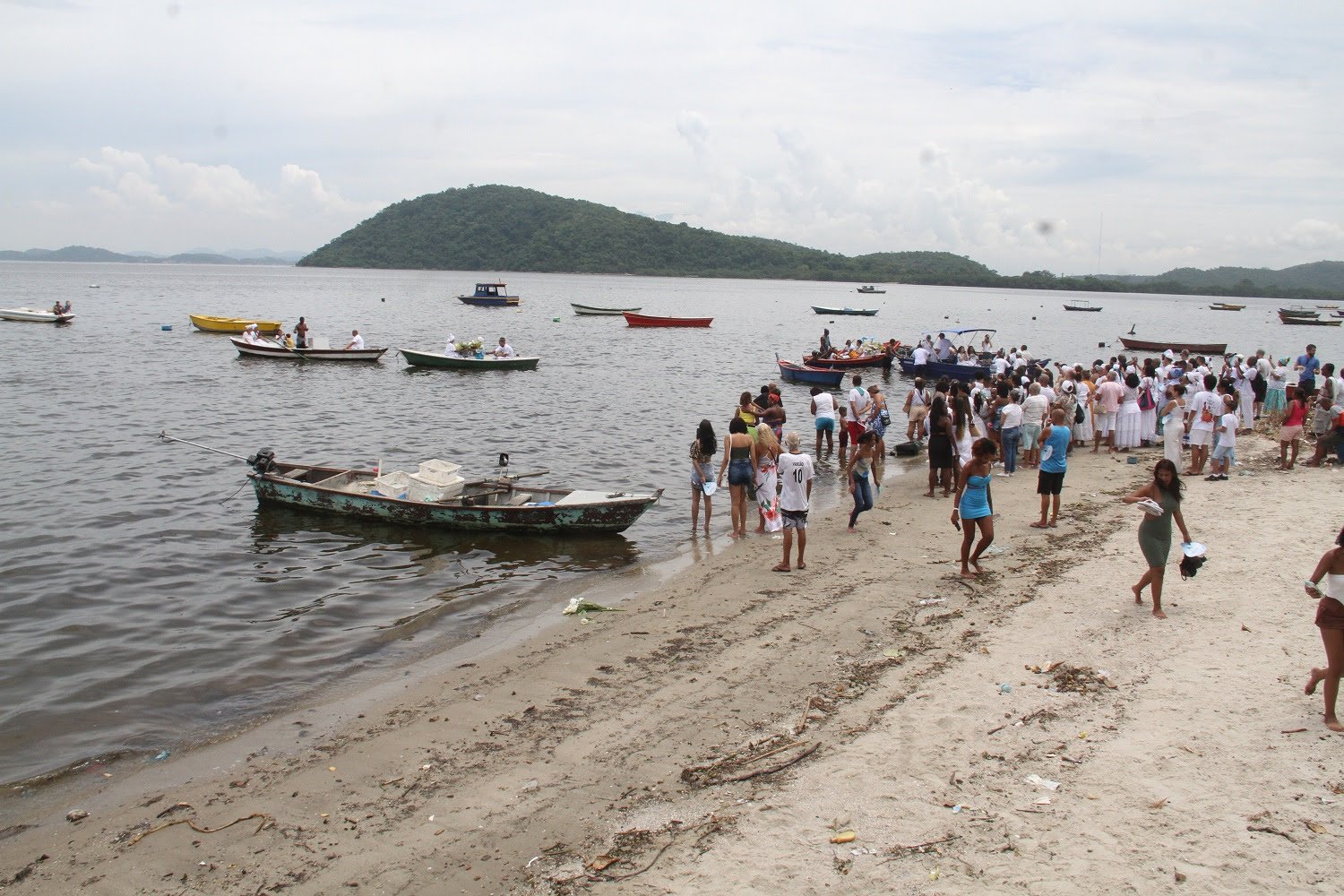 Secretaria de Turismo celebra neste domingo 17º Presente de Iemanjá