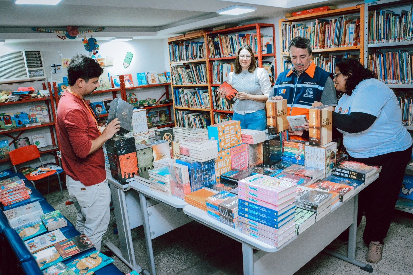 Itaboraí é contemplada com R$ 20 mil em títulos na Bienal do Livro 2025
