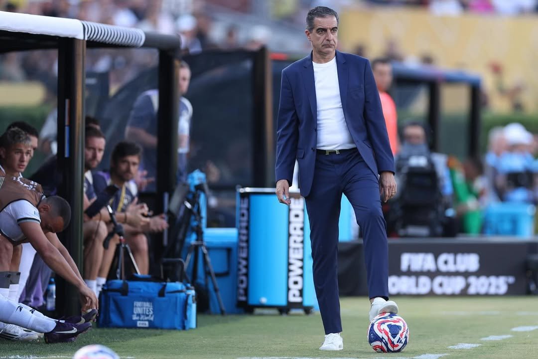 Botafogo demite técnico Renato Paiva após eliminação no Mundial