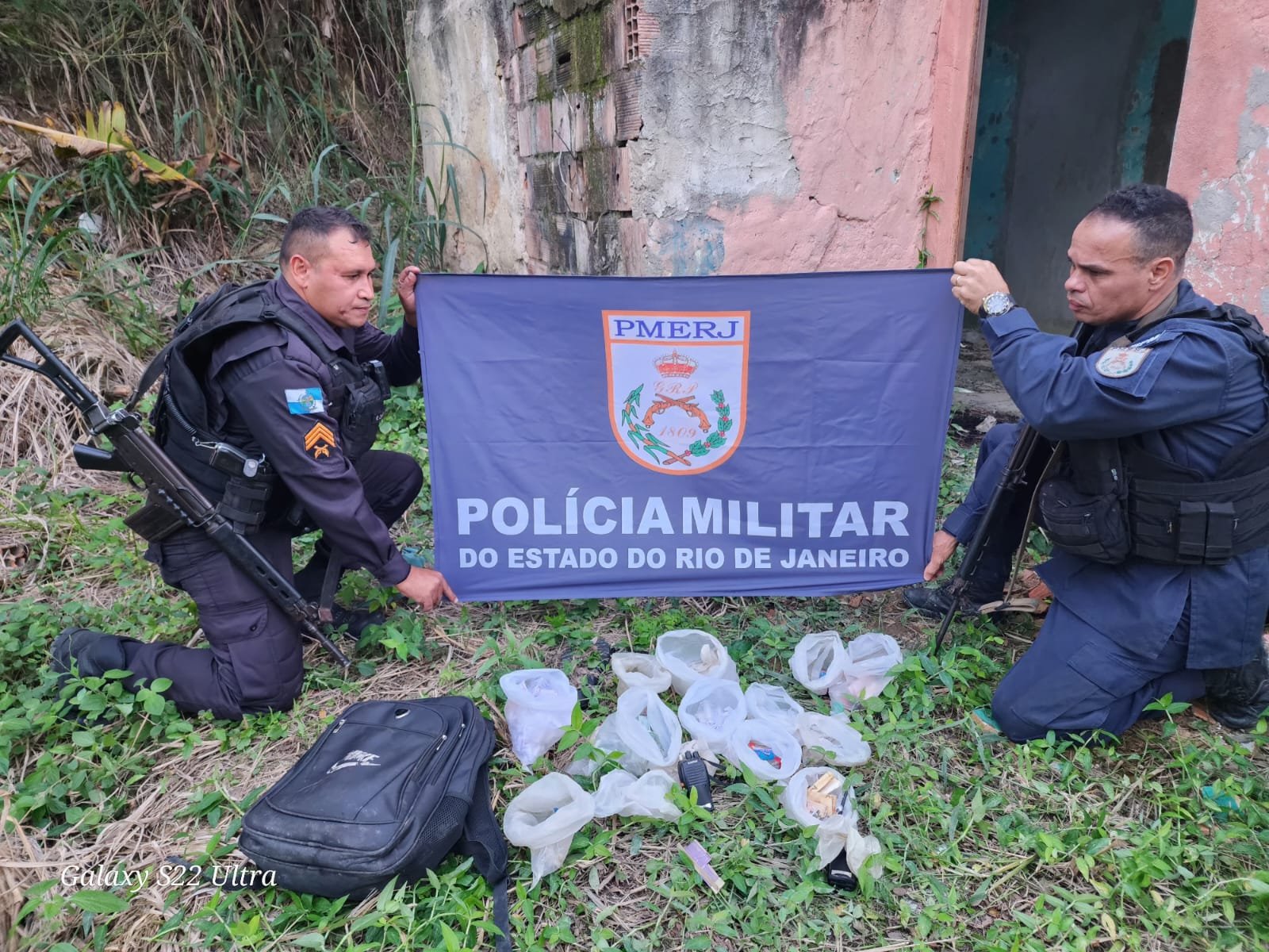 35º BPM prende quatro acusados de tráfico de drogas em Rio Bonito