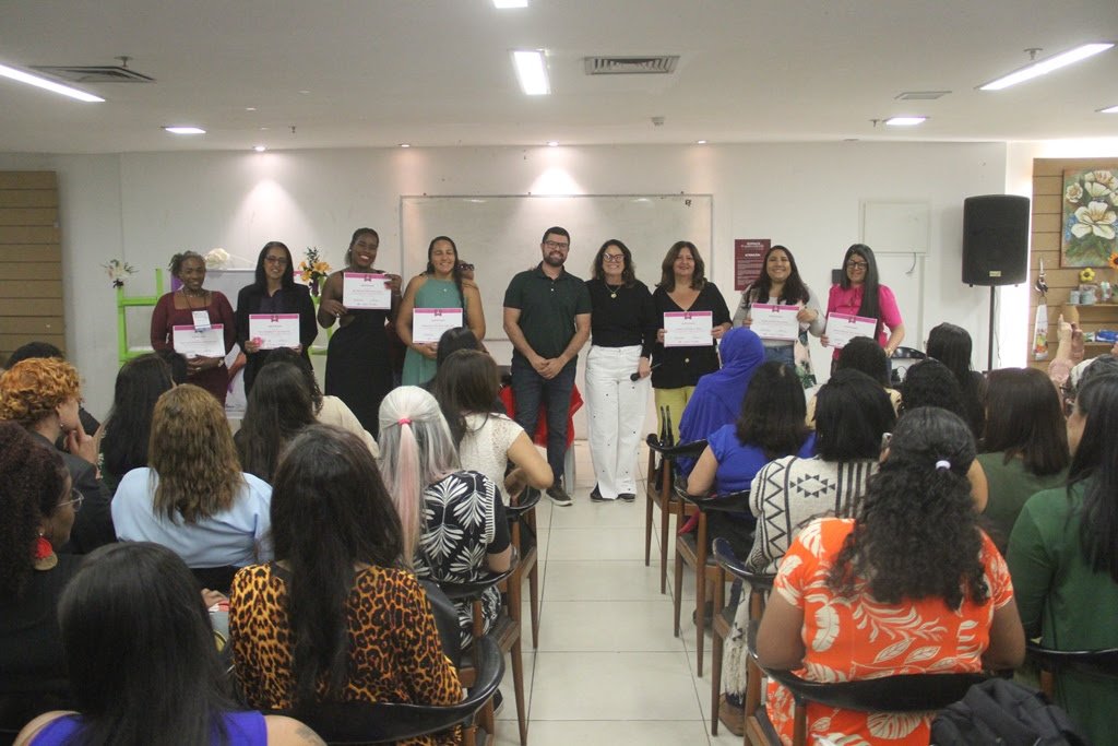Capacitação para mulheres empreendedoras forma a 14ª turma