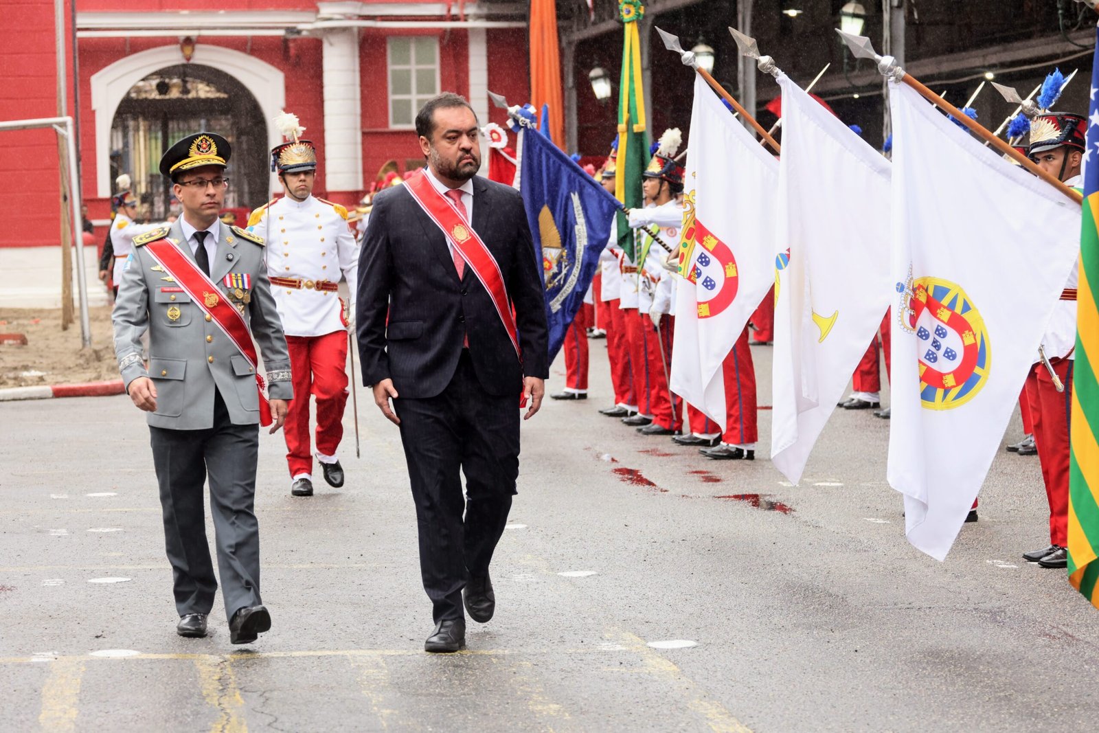 Governador do Rio prestigia cerimônia de 169 anos do Corpo de Bombeiros e inaugura primeira Sala de Crise no Quartel Central