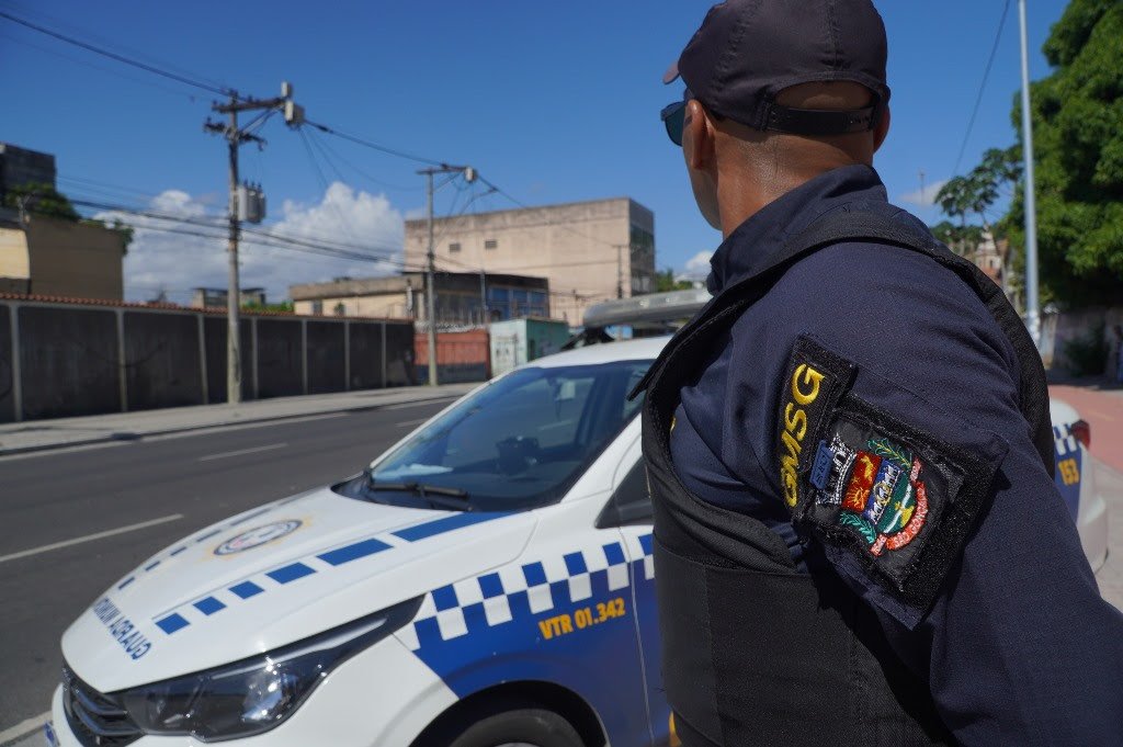 Guarda Municipal prende foragido da Justiça que tentou furtar cabos no Centro de São Gonçalo