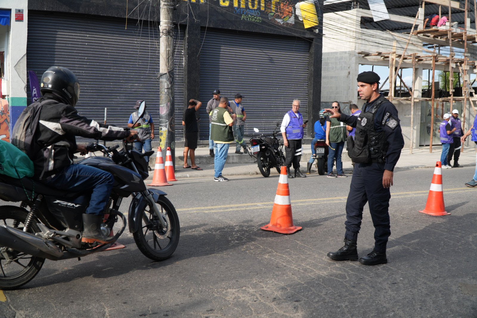 Operação Tolerância Zero contra motos barulhentas atua em diversos bairros de São Gonçalo