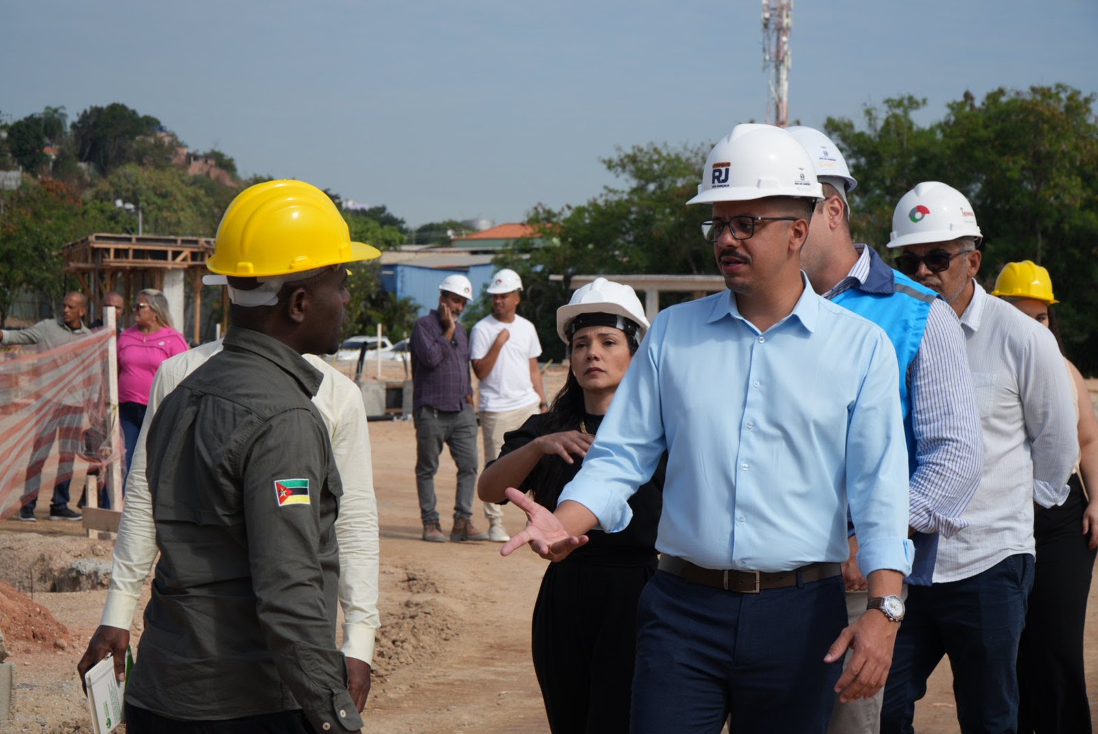 “Governo Presente nas Cidades” Obras de São Gonçalo recebem comitiva de Moçambique