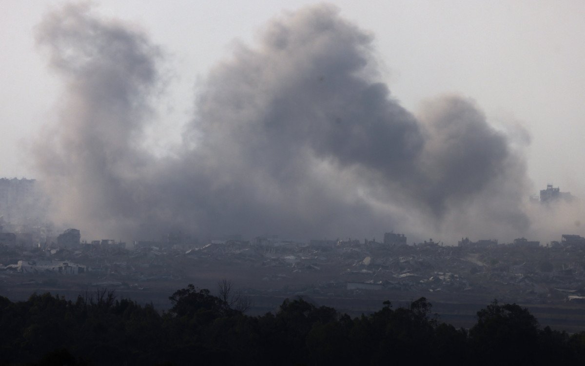 Cinco jornalistas morrem durante bombardeio israelense em Gaza