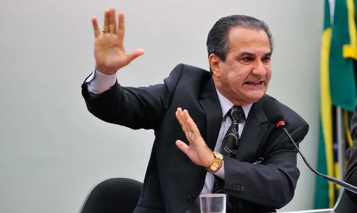 Pastor Silas Malafaia é alvo de busca e apreensão pela Polícia Federal