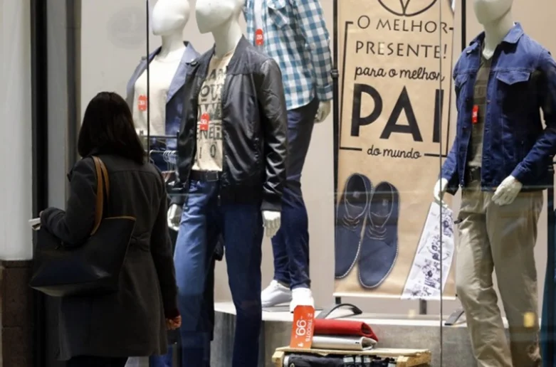 Comércio em alta com as vendas para o Dia dos Pais