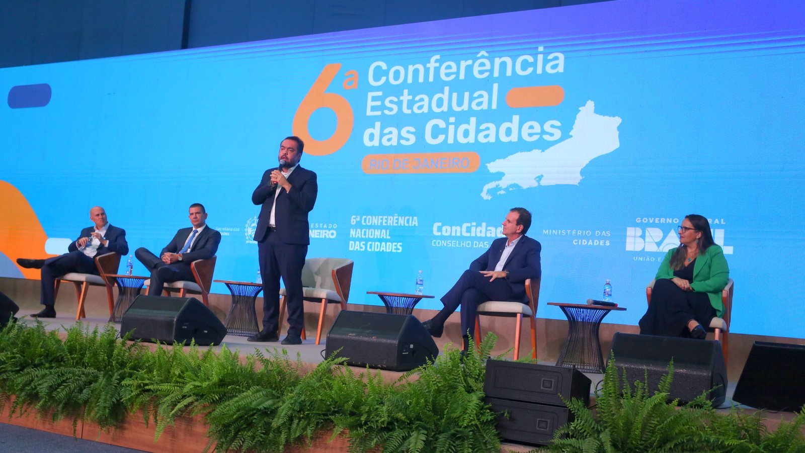 Cláudio Castro abre a Conferência Estadual das Cidades e mobiliza união por cidades mais justas
