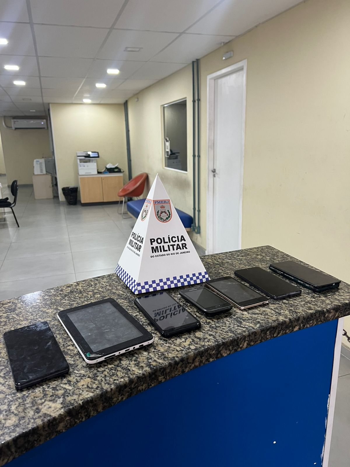 Polícia Militar desarticula esquema de venda de celulares roubados em Alcântara em SG