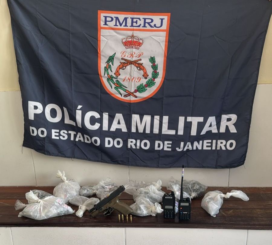 Dois acusados de tráfico de drogas são presos no Jockey, em São Gonçalo