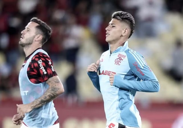 No Flamengo, substituto de Arrascaeta contra o Inter ainda é mistério