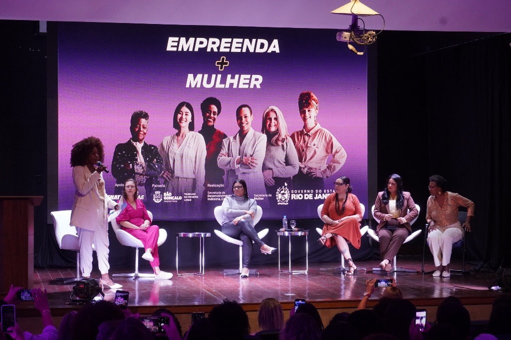 Mulheres gonçalenses participam de evento em prol do empreendedorismo feminino