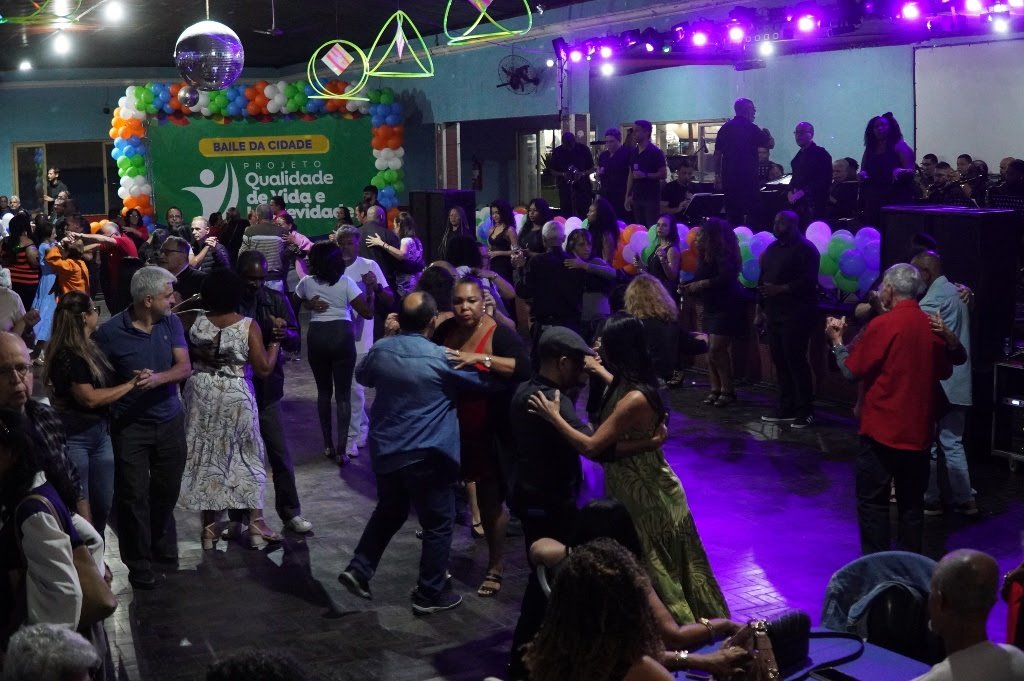 Baile da Cidade celebra os 135 anos de São Gonçalo com música, alegria e promoção da qualidade de vida