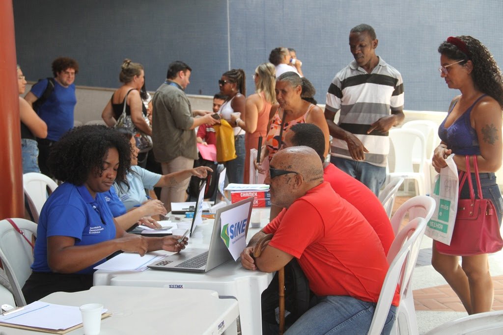 Prefeitura realiza feirão de vagas de emprego para pessoas com deficiência 