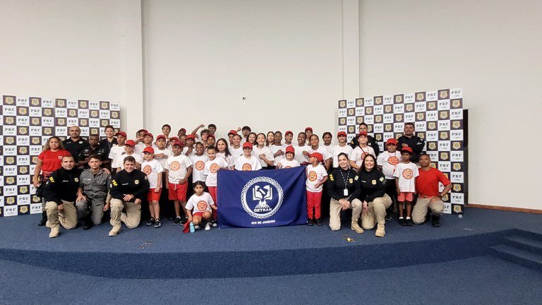 PRF promove Circuito Educativo sobre Trânsito e Cidadania para estudantes gonçalenses