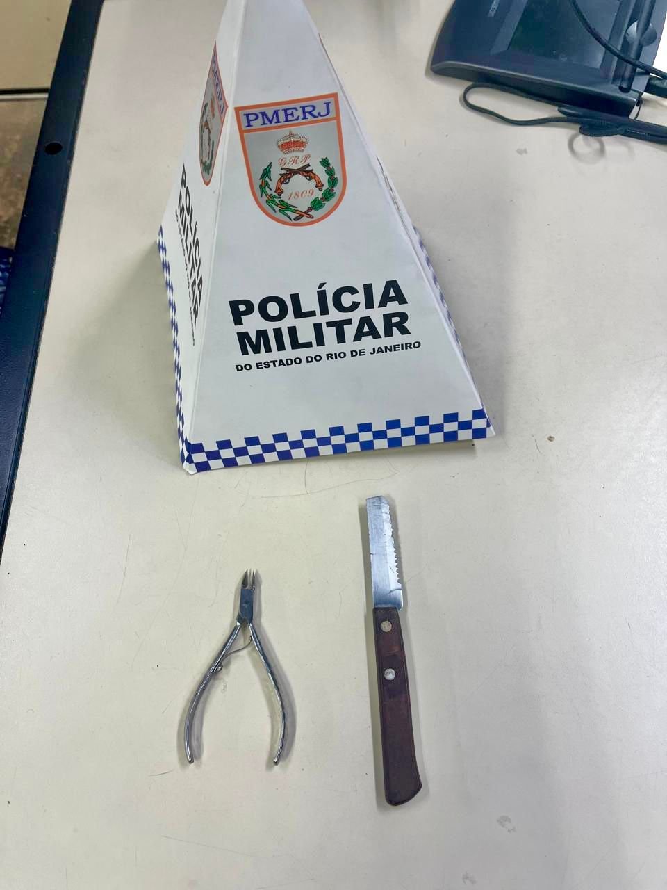 Padre e fiéis em Niterói são ameaçados por homem em situação de rua que acabou preso