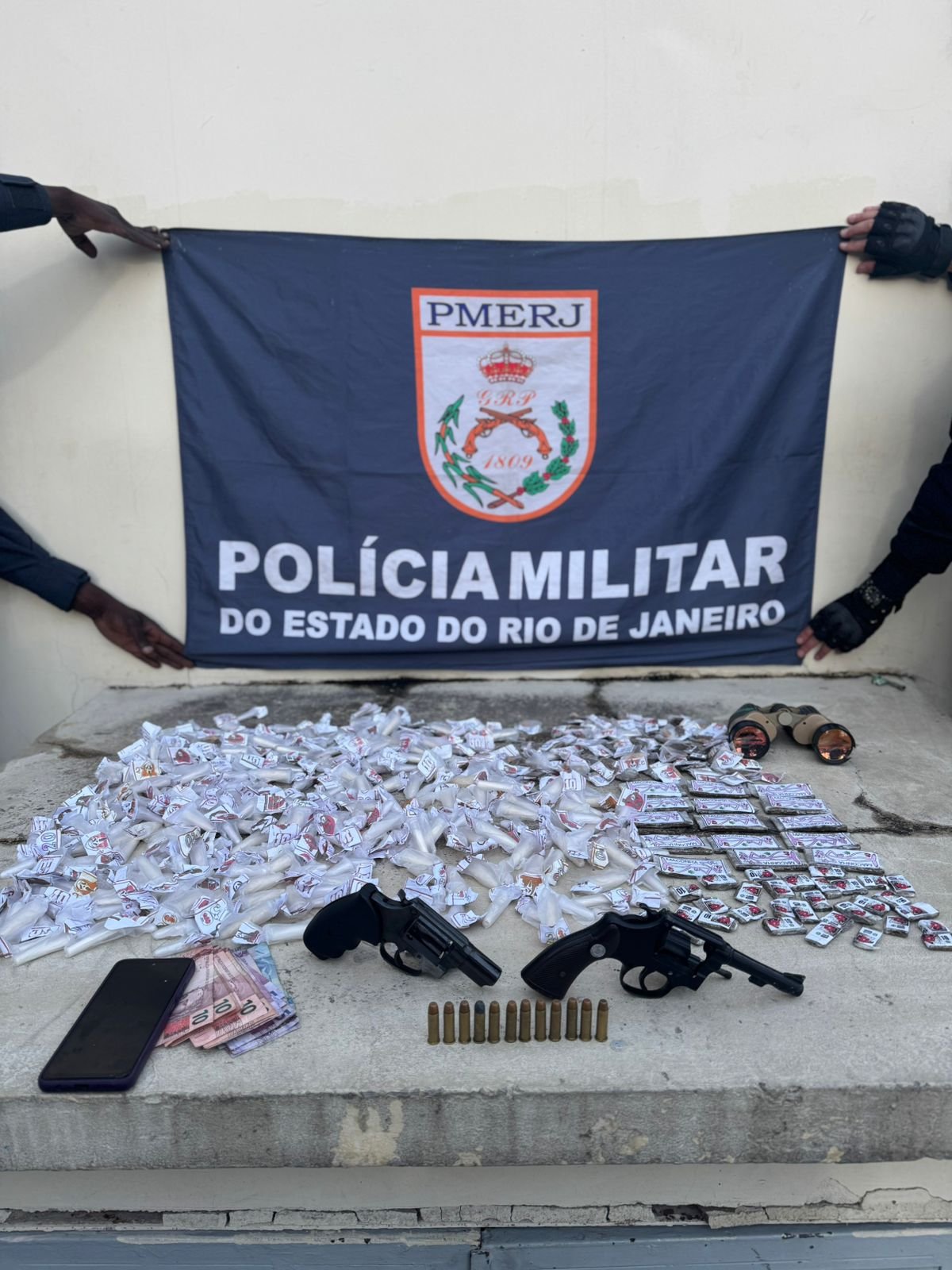 35ºBPM “passou o cerol” no Morro do Catiço, em Itaboraí; vídeo