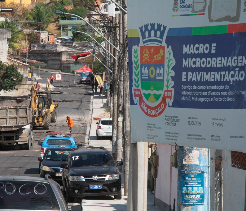 Prefeito Capitão Nelson manda retirar quebra-molas irregulares no Mutuá