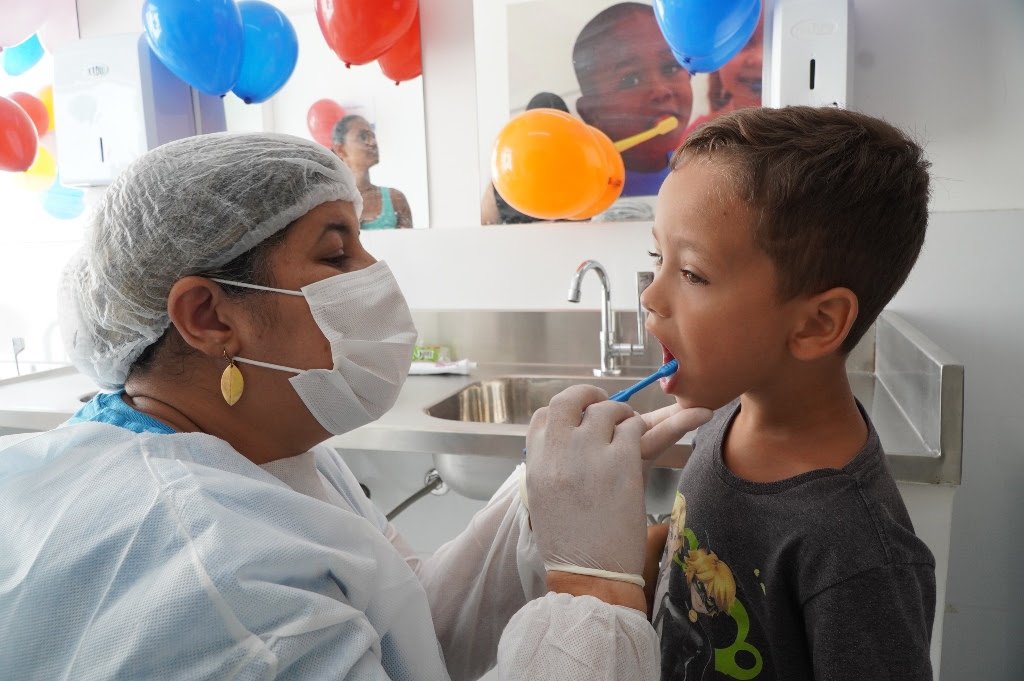 Dentistas gonçalenses fazem Campanha que reforça cuidados e prevenção com a saúde bucal 
