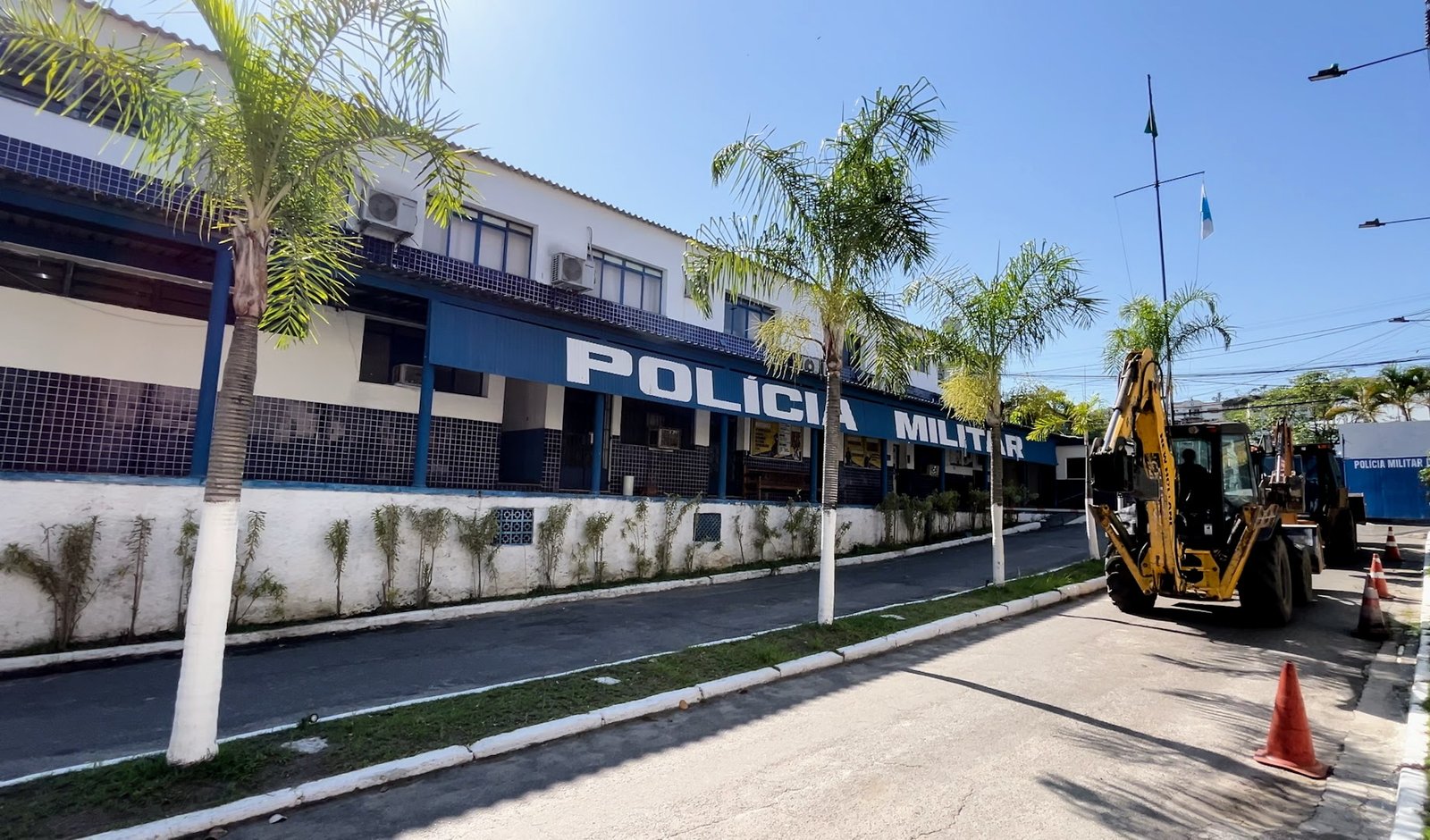 No quinto dia da Operação Barricada, Governo do Estado intensifica remoção de bloqueios em comunidades