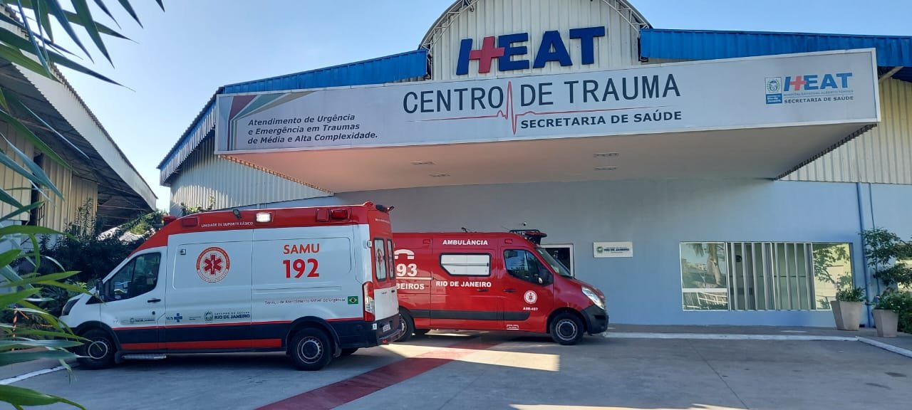 Acidente com van deixa 10 feridos em São Gonçalo