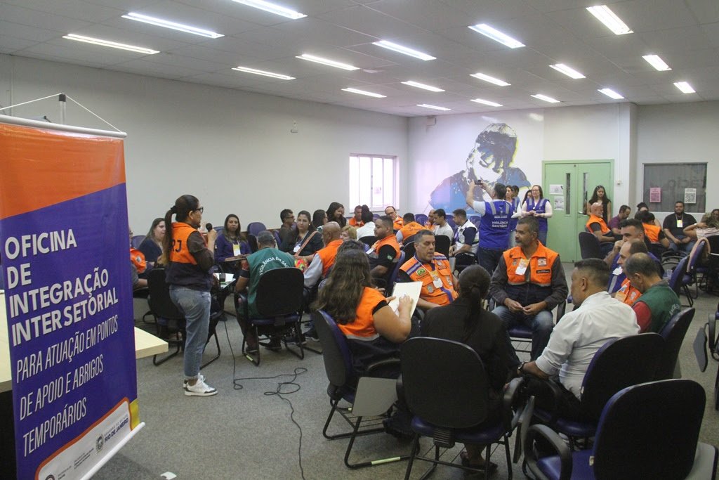 Gonçalenses participam de integração intersetorial sobre gestão de riscos