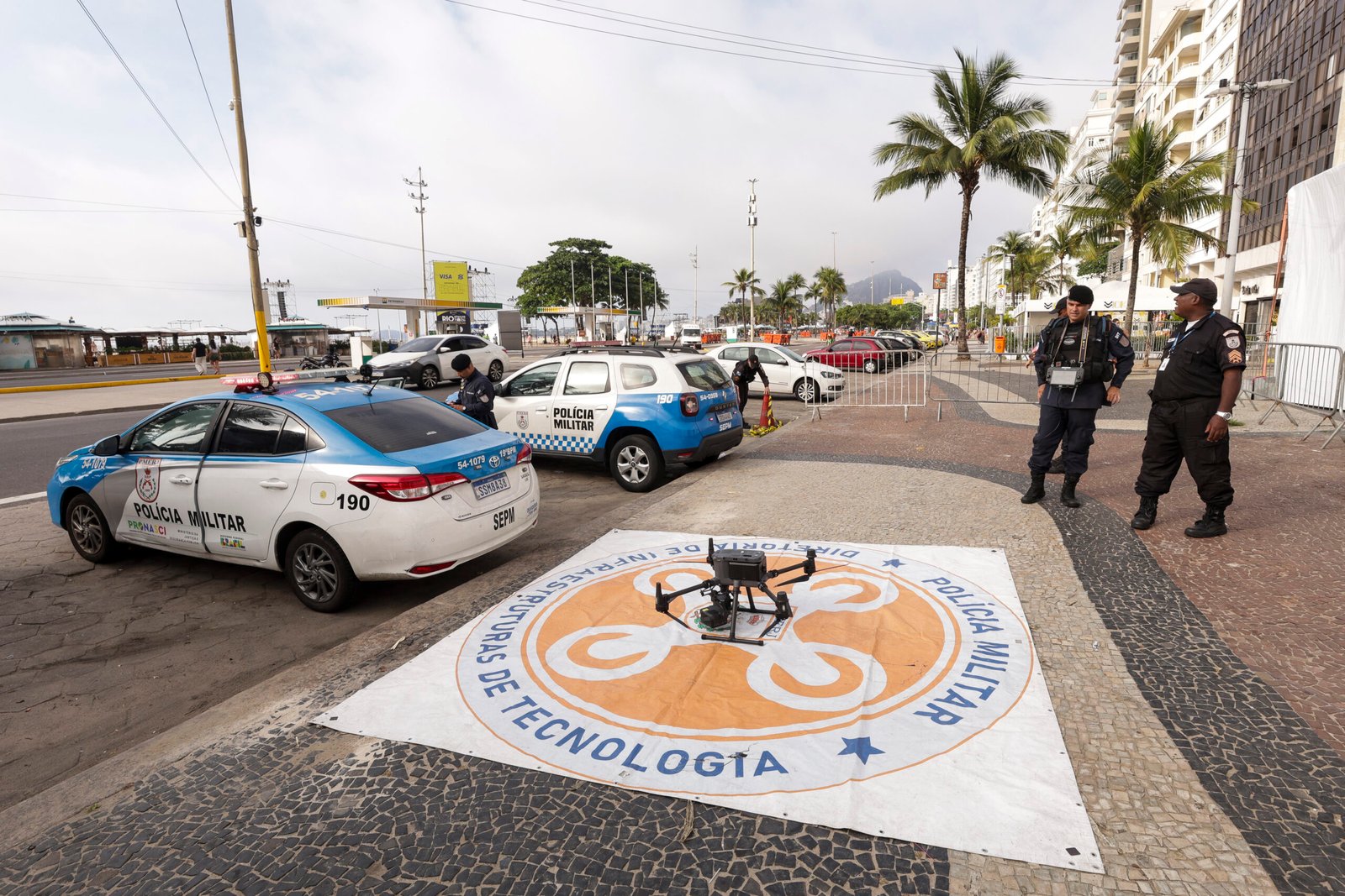 Novas viaturas com câmeras são utilizadas pelo Governo do Estado para reforçar a segurança durante o Réveillon