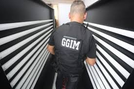 Autoridades interditam clínicas de estética em Niterói