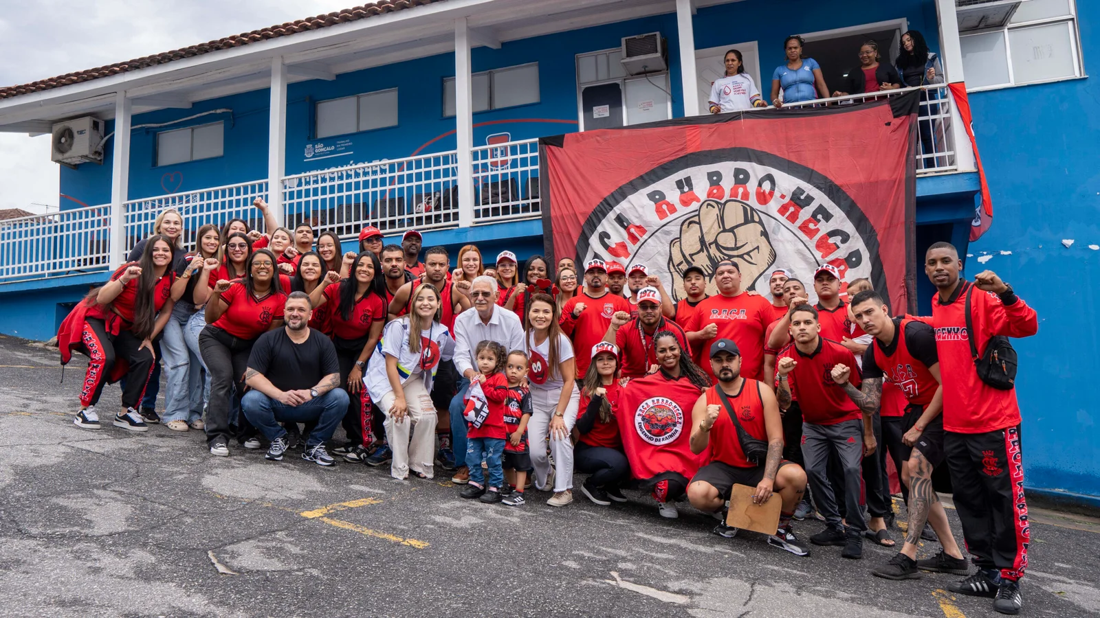 Gonçalenses e a Young Flu promovem campanha de doação de sangue